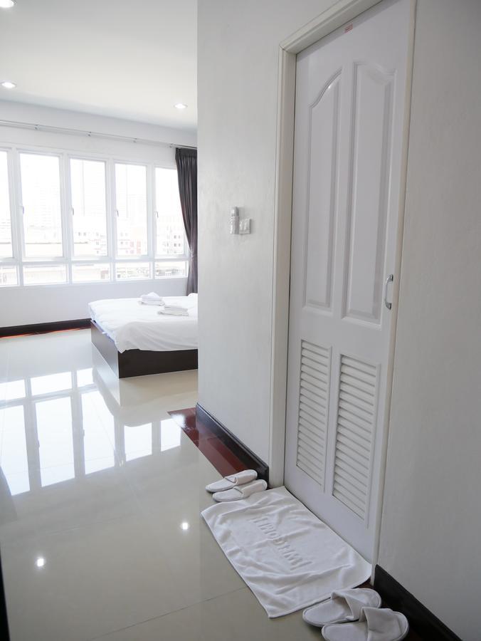 Room58 Bangkok Buitenkant foto